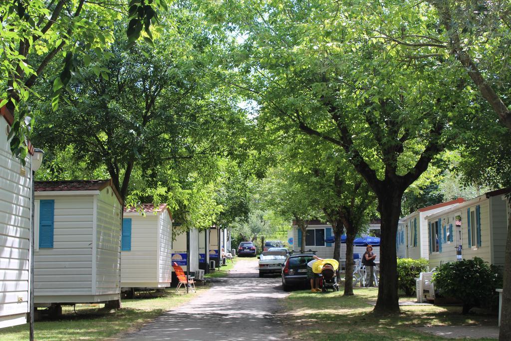 Camping Cisano - San Vito Bardolino Extérieur photo