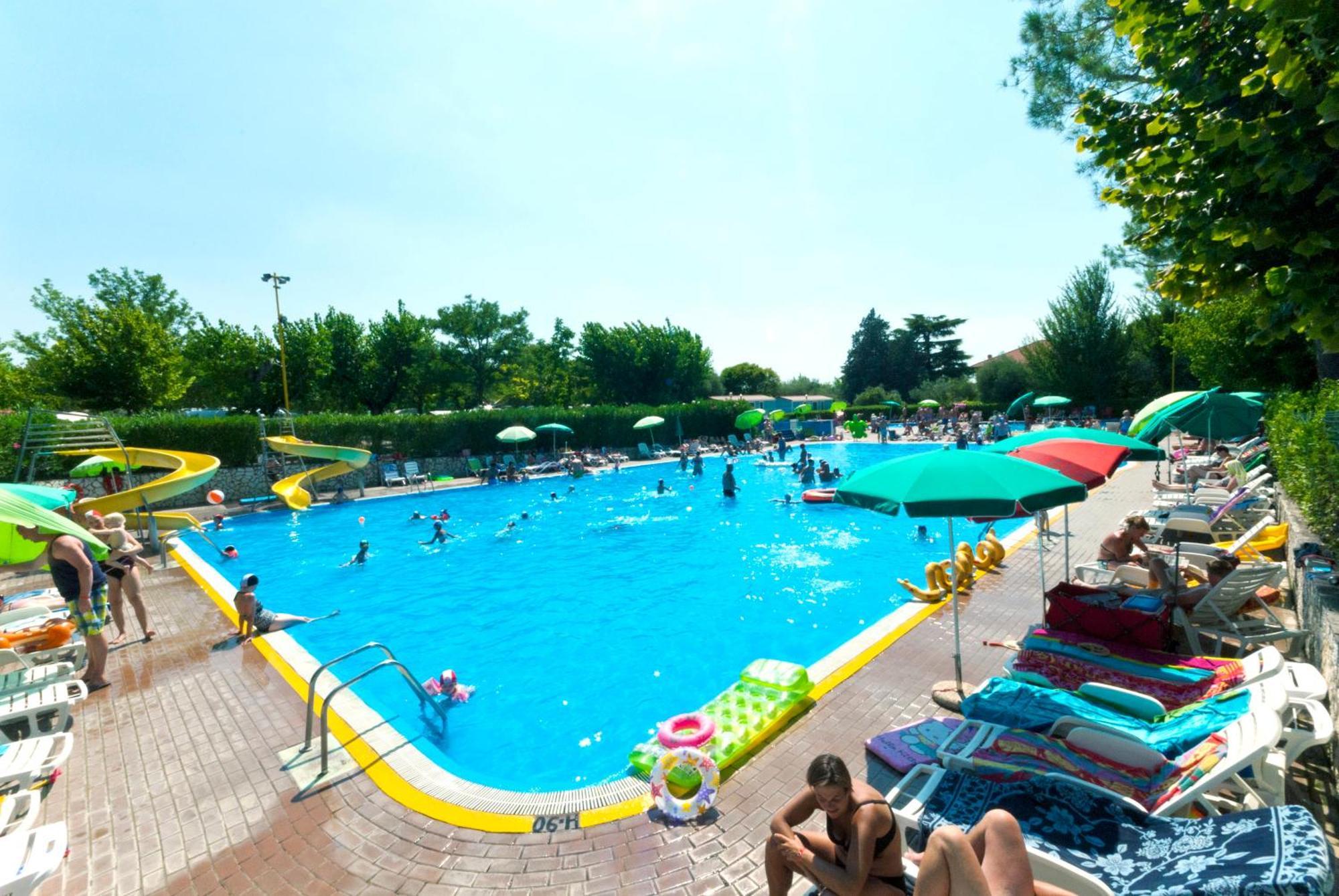 Camping Cisano - San Vito Bardolino Extérieur photo